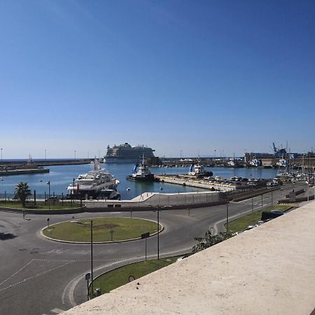 Casa Cavallotti - Modern Apartment Between Train Station And Port Civitavecchia Eksteriør billede