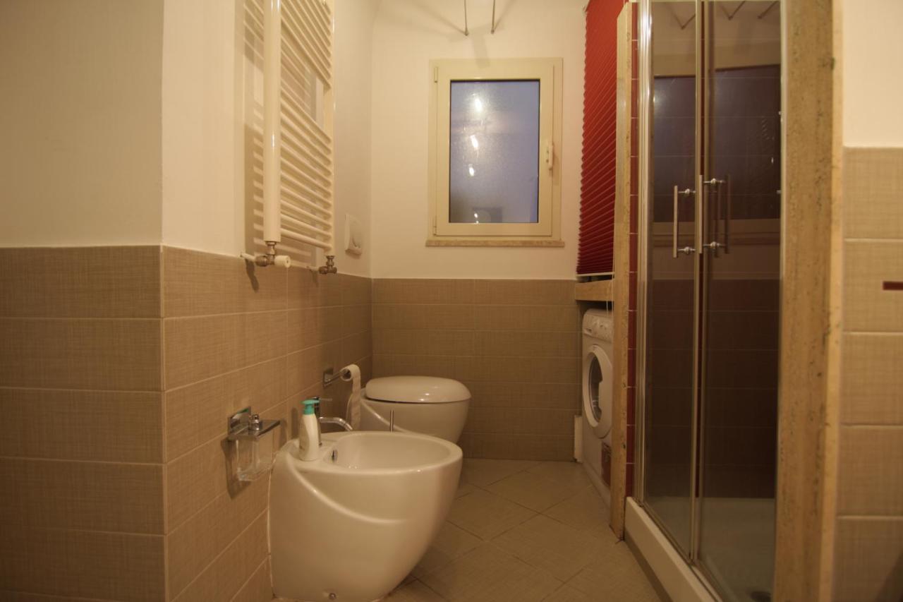 Casa Cavallotti - Modern Apartment Between Train Station And Port Civitavecchia Eksteriør billede